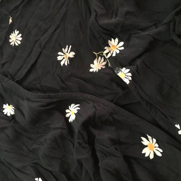 Madewell Short Sleeve Floral Cropped Wrap Blouse - Black w/ Daisies, Sz L - Picture 5 of 13